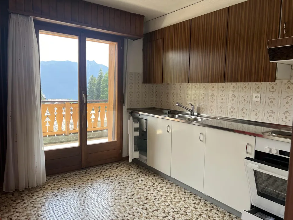 Magnifico appartamento di 3,5 locali con vista – foto 3 di 7