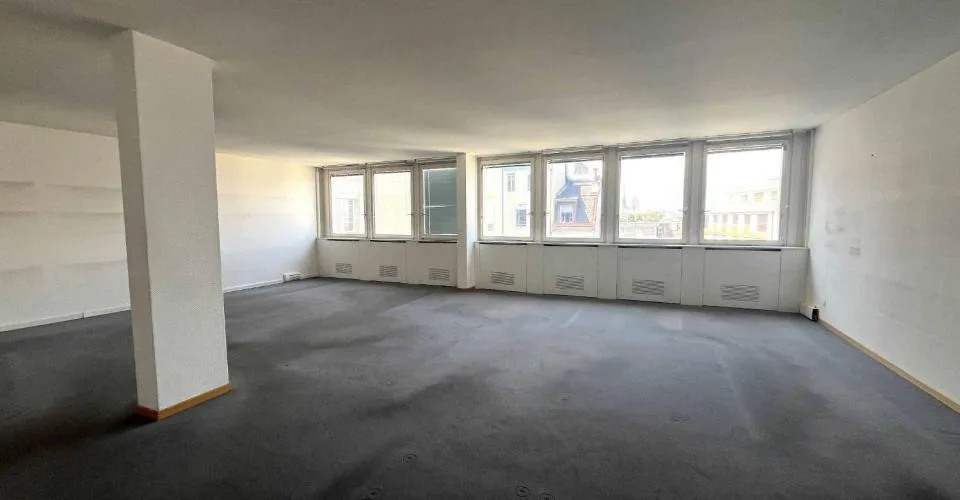 Bureaux 367m2 - Centre-Ville - courte durée – photo 2 sur 24