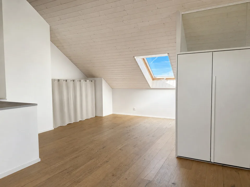 Séjour en double hauteur, 3 chambres de 17 à 18 m² et loft de 51 m² – Foto 9 von 16