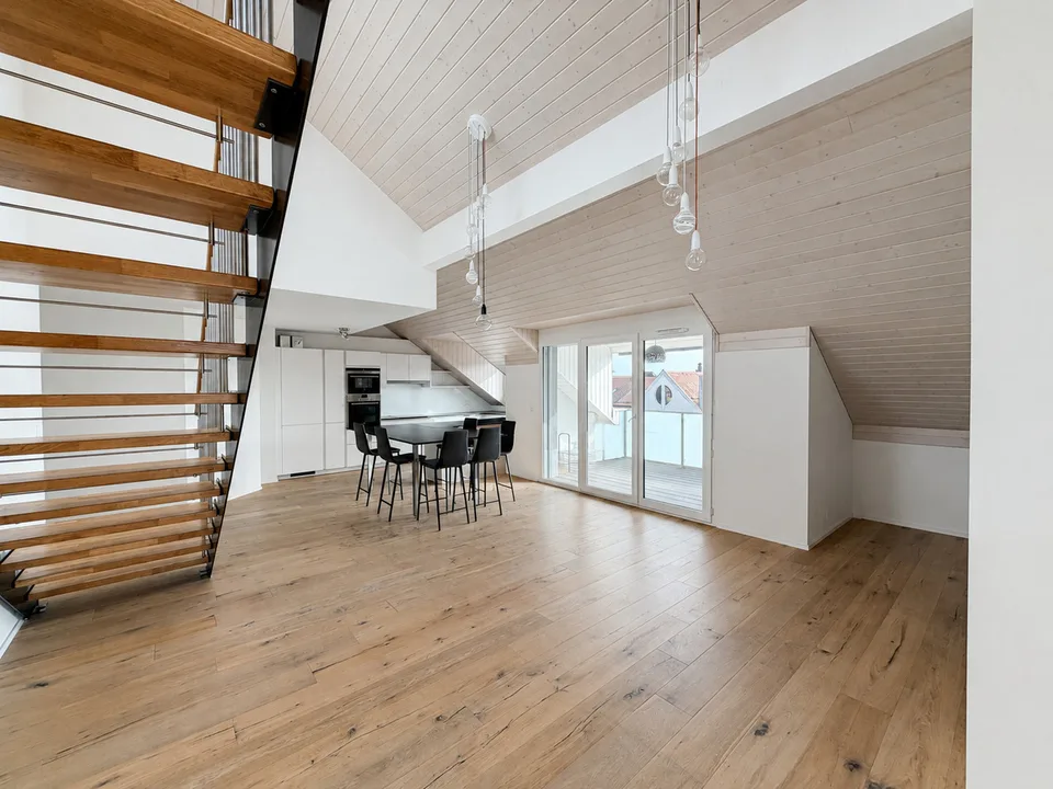Séjour en double hauteur, 3 chambres de 17 à 18 m² et loft de 51 m² – Foto 6 von 16