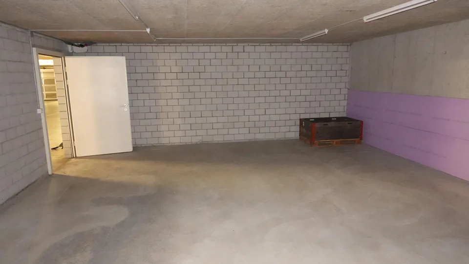 50m2 Lagerraum Netstal - Centro 6 – Foto 2 von 5