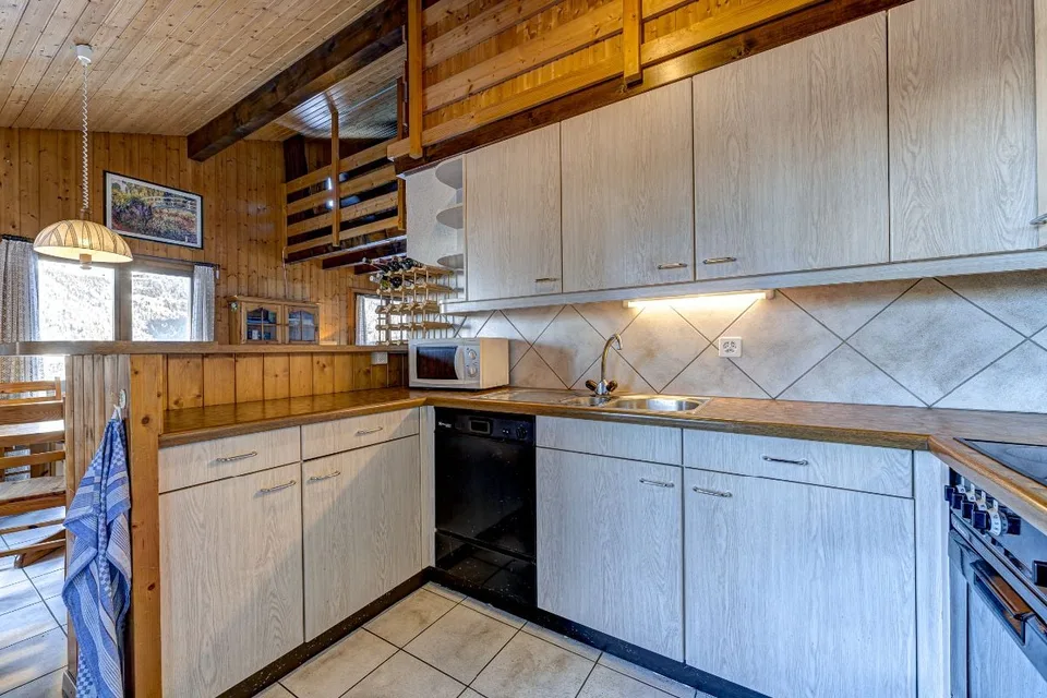 Incantevole chalet con 3 camere da letto e vista panoramica sulle montagne e ottimo accesso agli impianti di risalita – foto 7 di 13