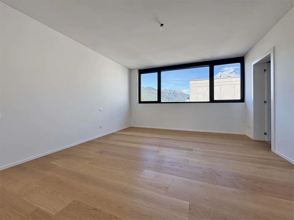 Neue geräumige und helle Penthouse-Wohnung in Massagno – Foto 8 von 11
