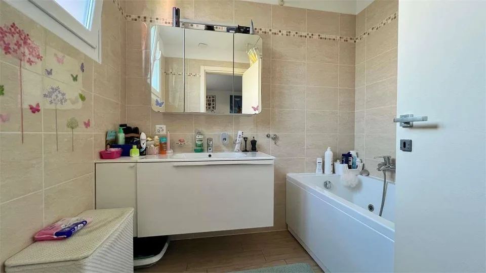 Cadenazzo - Moderne 4.5 avec grand jardin privé – photo 6 sur 13