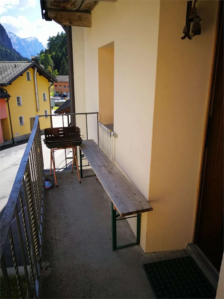 Tipica casa ticinese con grottino e mansarda nel cuore di Campo Blenio – foto 8 di 12