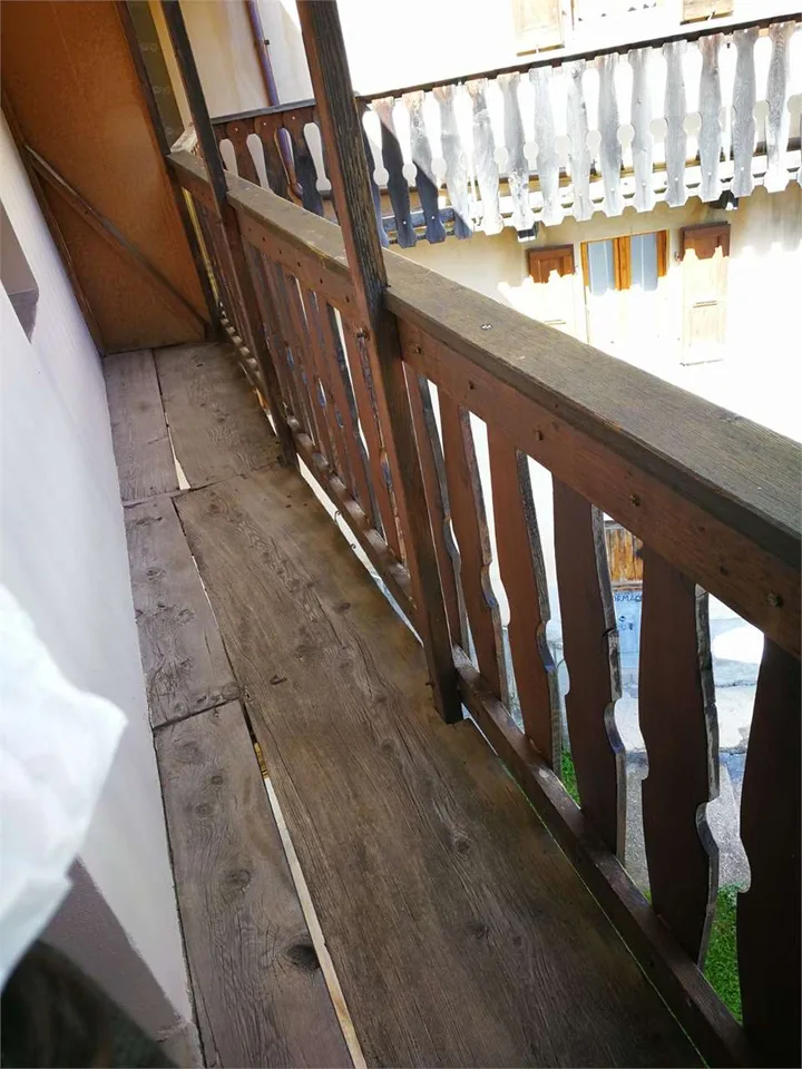 Tipica casa ticinese con grottino e mansarda nel cuore di Campo Blenio – foto 9 di 12