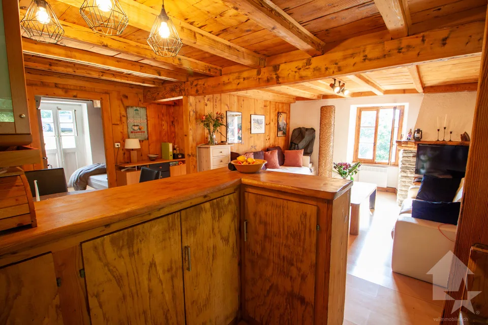 Appartamento in un piccolo chalet sui Mayens de Conthey – foto 4 di 12