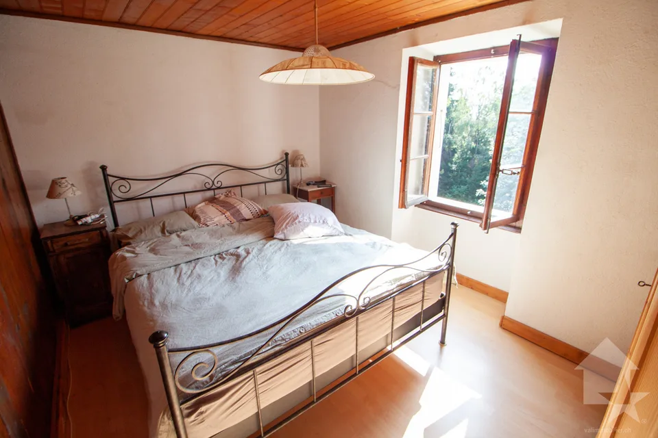 Appartamento in un piccolo chalet sui Mayens de Conthey – foto 10 di 12