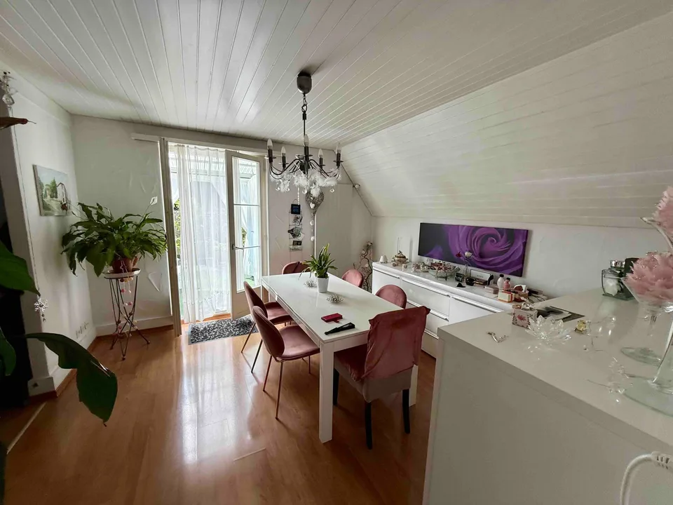 6.5-Room House with Commercial Share for Sale in Zuchwil – photo 8 of 12