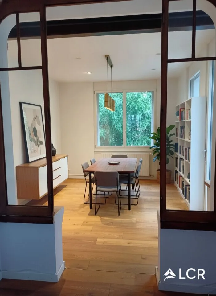 Schöne 3-Zimmer-Wohnung / 1 Schlafzimmer / 1 Badezimmer / 1 Balkon / 1 Garten / Parkplatz
