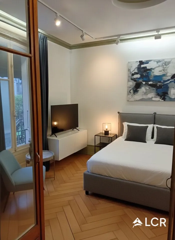 Schöne 3-Zimmer-Wohnung / 1 Schlafzimmer / 1 Badezimmer / 1 Balkon / 1 Garten / Parkplatz