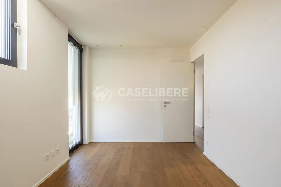 MERVEILLEUX PENTHOUSE AVEC VUE SUR LE LAC À PURA