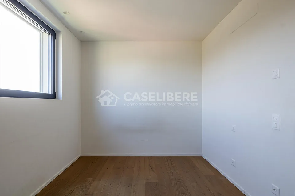MERVEILLEUX PENTHOUSE AVEC VUE SUR LE LAC À PURA
