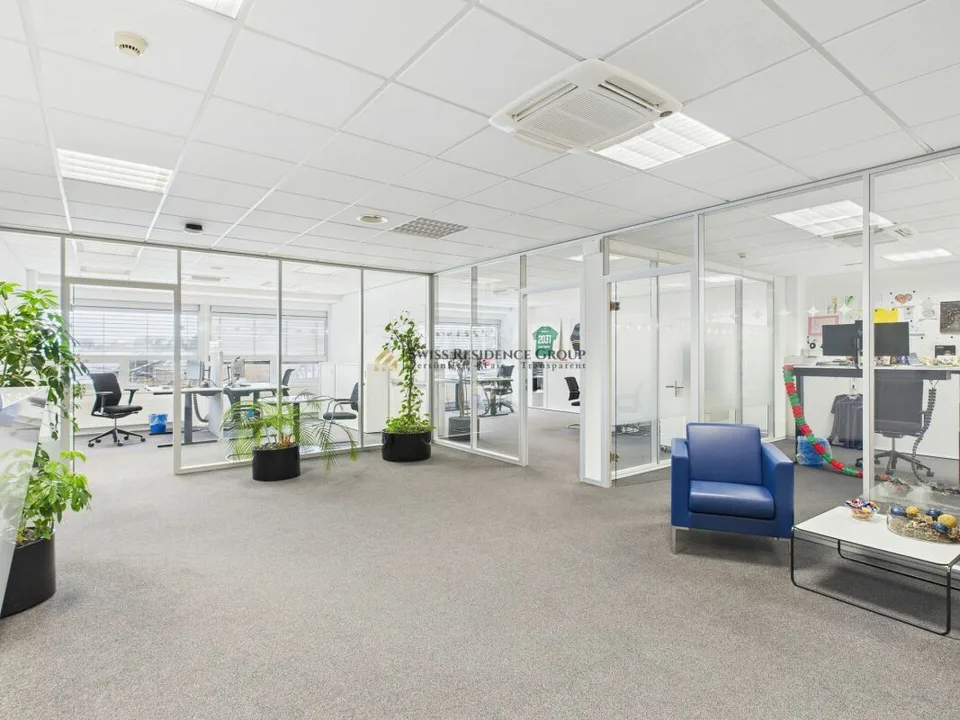 Centre Riedmatt - Espaces de bureau représentatifs avec une infrastructure optimale – photo 11 sur 13