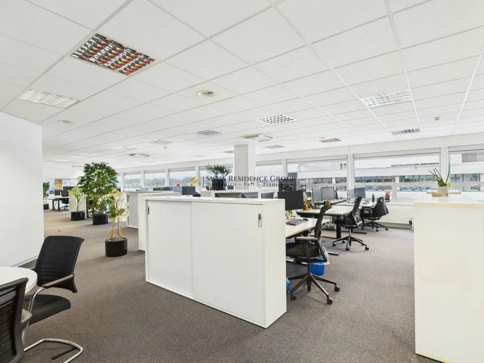 Centre Riedmatt - Espaces de bureau représentatifs avec une infrastructure optimale – photo 13 sur 13