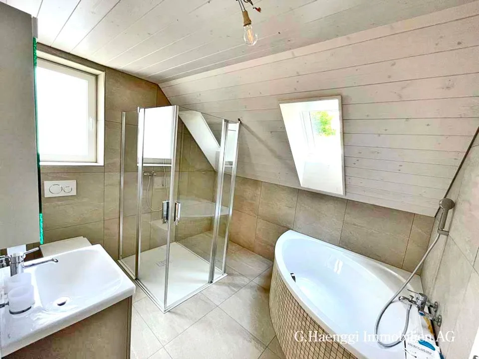 Nuova e spaziosa casa unifamiliare da 5 a 7,5 stanze con vista a Läufelfingen – foto 11 di 13