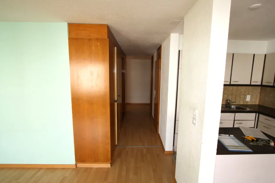 Geräumige 4.5-Zimmer-Wohnung mit Balkon in Münchenbuchsee