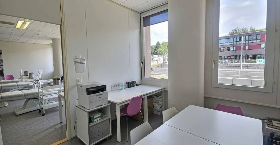 Angenehme, helle Büros von etwa 115 m2 – Foto 3 von 6