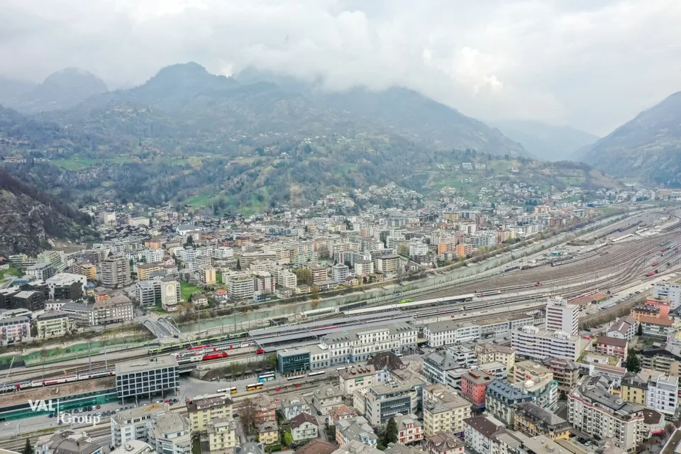 Spazio commerciale attraente in posizione privilegiata, Brig-Glis