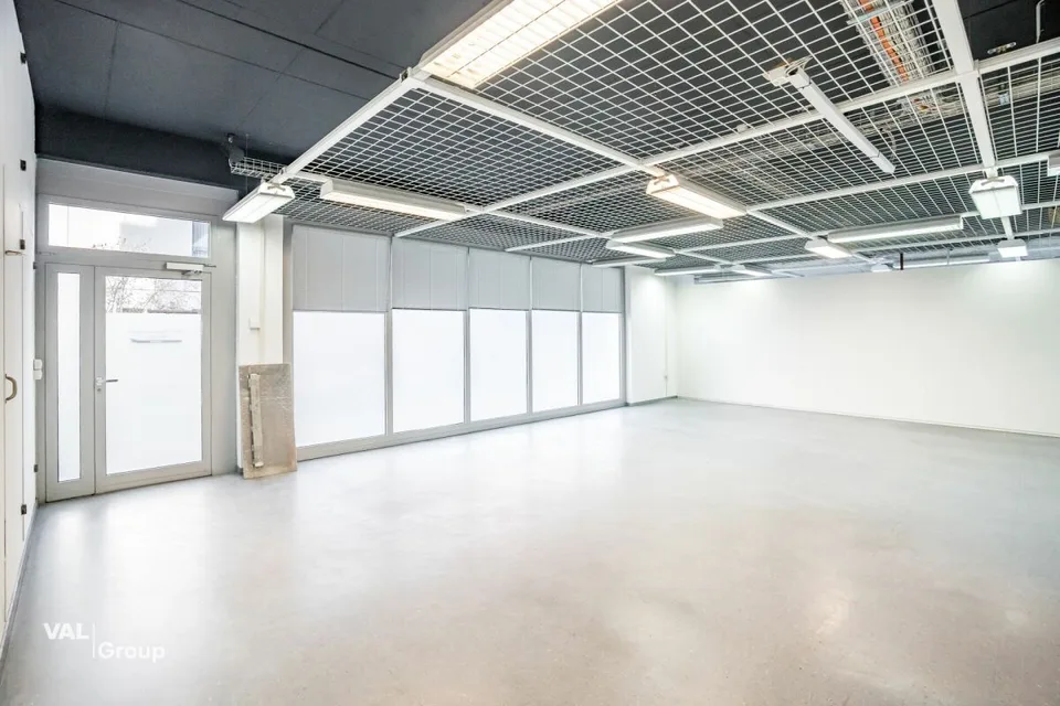 Spazio commerciale attraente in posizione privilegiata, Brig-Glis