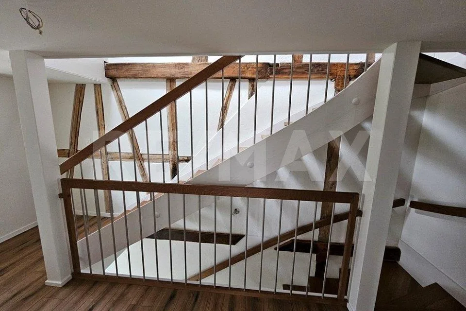 Casa a schiera di 5,5 stanze pronta per essere abitata in una posizione residenziale centrale – foto 6 di 13