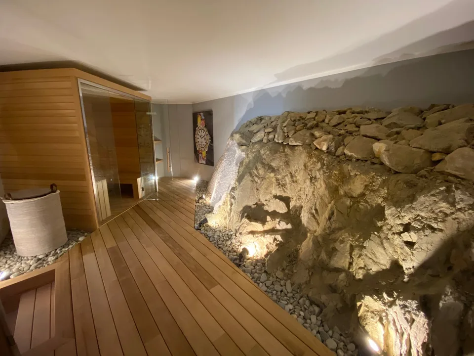 Stilvolle Villa mit privatem Spa & Pool mit Blick auf den See – Foto 13 von 17