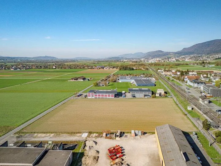 16'000 M² GEWERBEBAULAND FÜR GROSSINVESTOREN – Foto 4 von 6