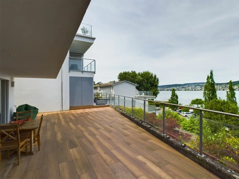 Seejuwel am Zürichsee - Haus in Thalwil – Foto 11 von 16