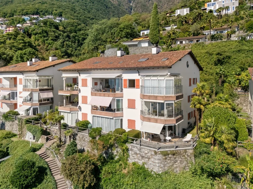 RESERVIERT - 2.5-Zimmer-Attikawohnung mit Panoramasicht in Brissago kaufen – Foto 3 von 13