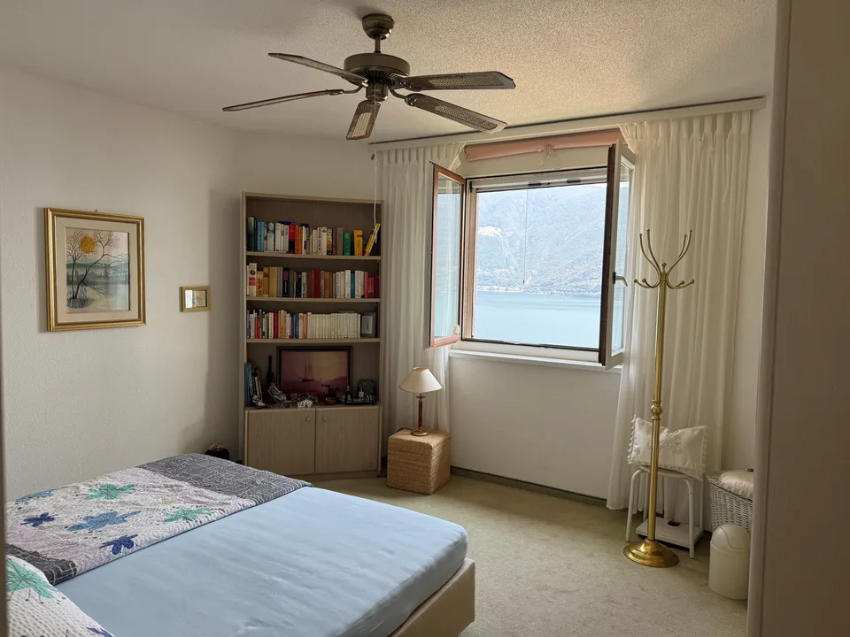 RESERVIERT - 2.5-Zimmer-Attikawohnung mit Panoramasicht in Brissago kaufen – Foto 10 von 13