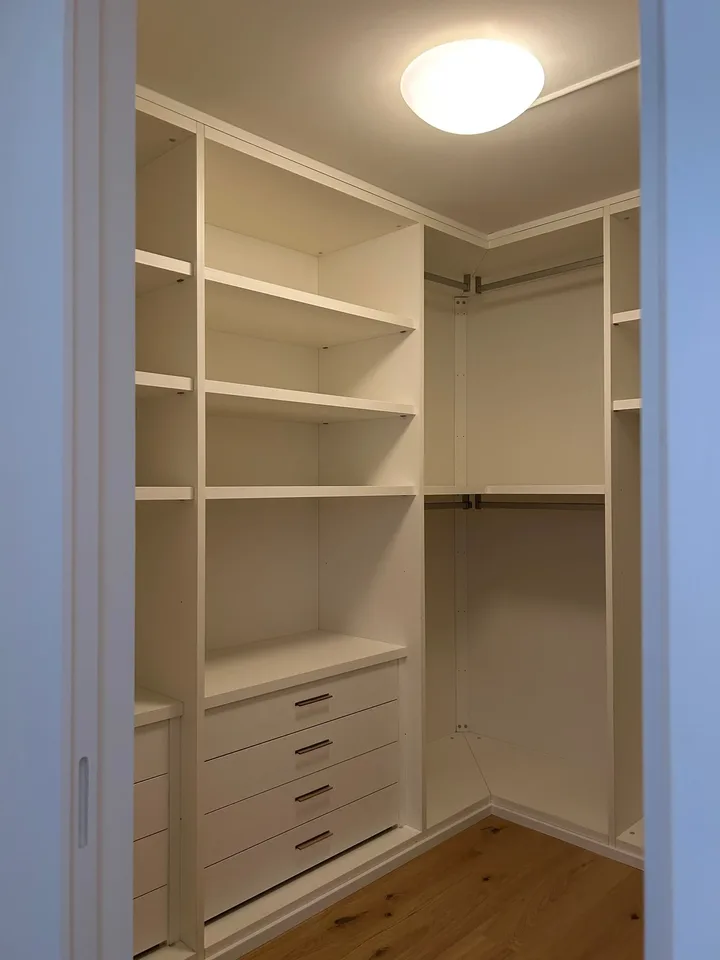 VICO MORCOTE - À LOUER UNE VILLA INDIVIDUELLE DE 4.5 PIÈCES AVEC VUE PANORAMIQUE
