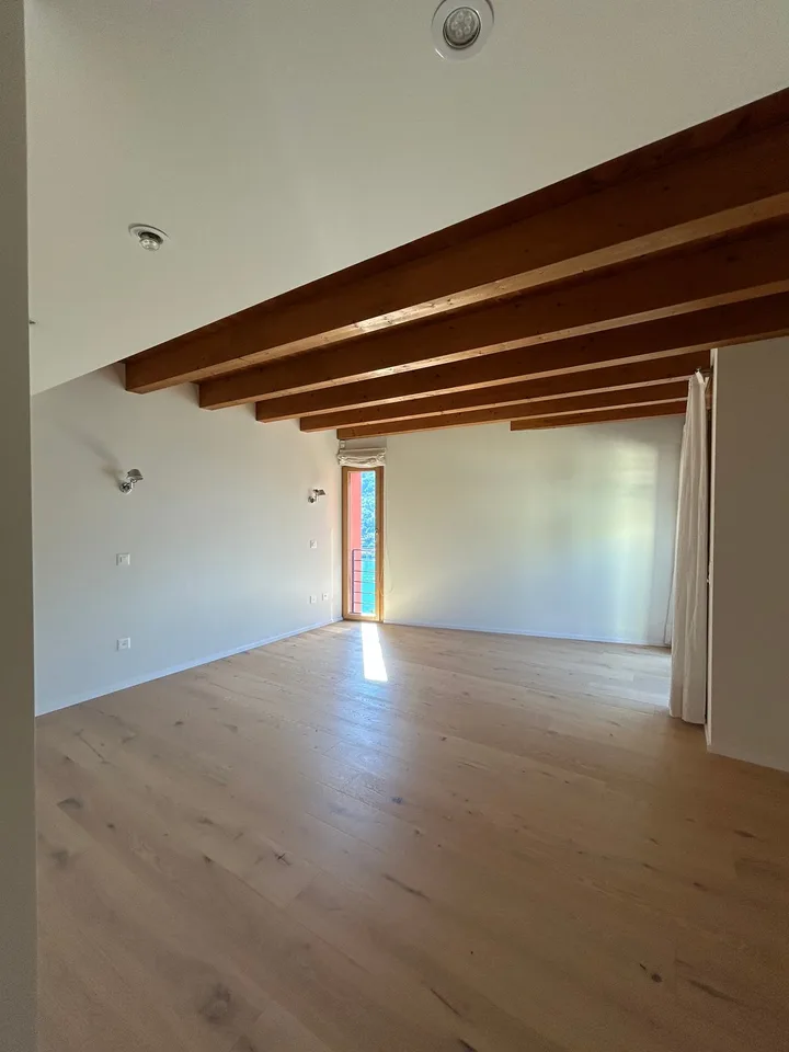 VICO MORCOTE - À LOUER UNE VILLA INDIVIDUELLE DE 4.5 PIÈCES AVEC VUE PANORAMIQUE