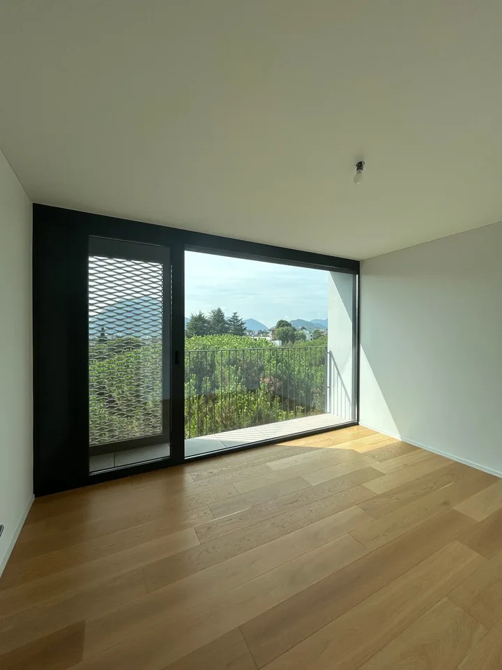 MASSAGNO - helles Penthouse zur Miete