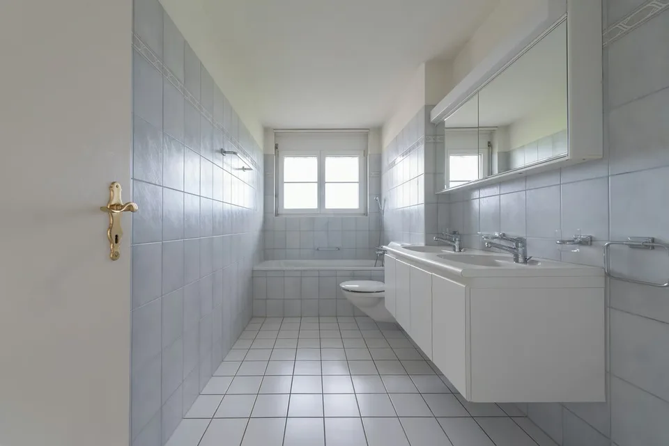 Arrivare, sentirsi a casa – 4,5 stanze con camino e balcone