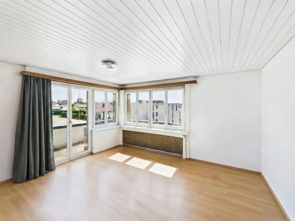 Grosszügiges Mehrgenerationenhaus mit Studio/Gewerbe & traumhaftem Familiengarten – Foto 4 von 12