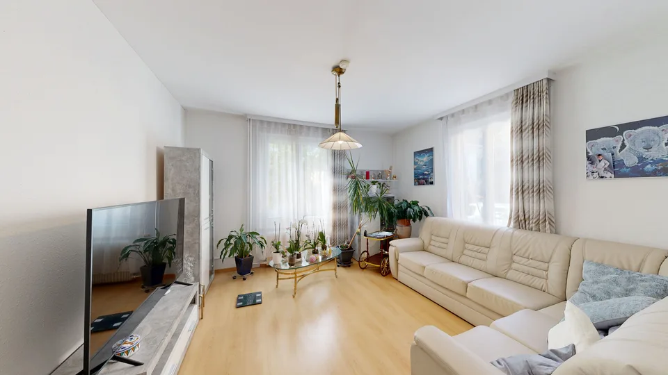 Gemütliche Parterre-Wohnung mit Altbaucharme – Foto 2 von 11