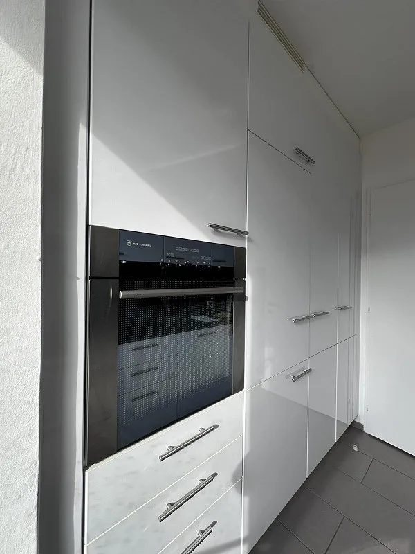 2 ½ möblierte Zimmer mit Seeblick in Muralto
