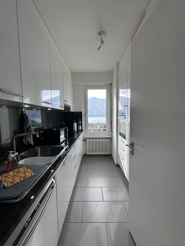 2 ½ möblierte Zimmer mit Seeblick in Muralto