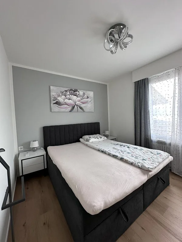 2 ½ möblierte Zimmer mit Seeblick in Muralto