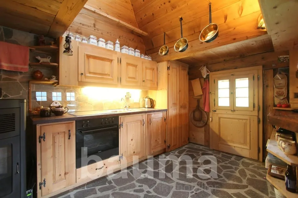 Chalet d'alpage situé au Croquolet
