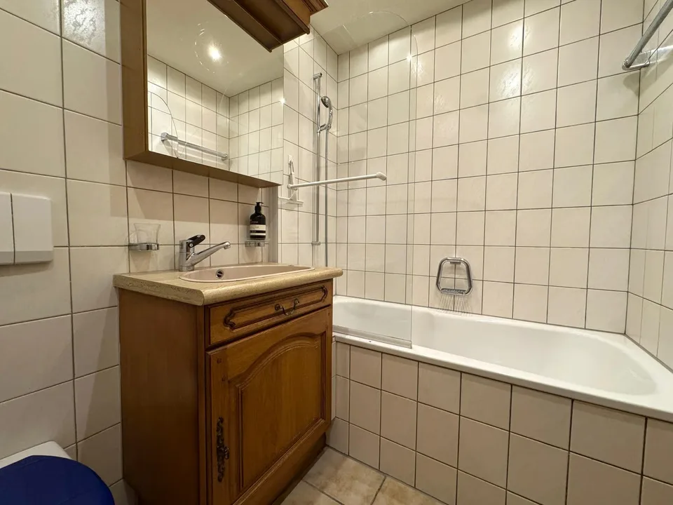 Besonderes Wohnambiente mit Balkon & Schlossblick