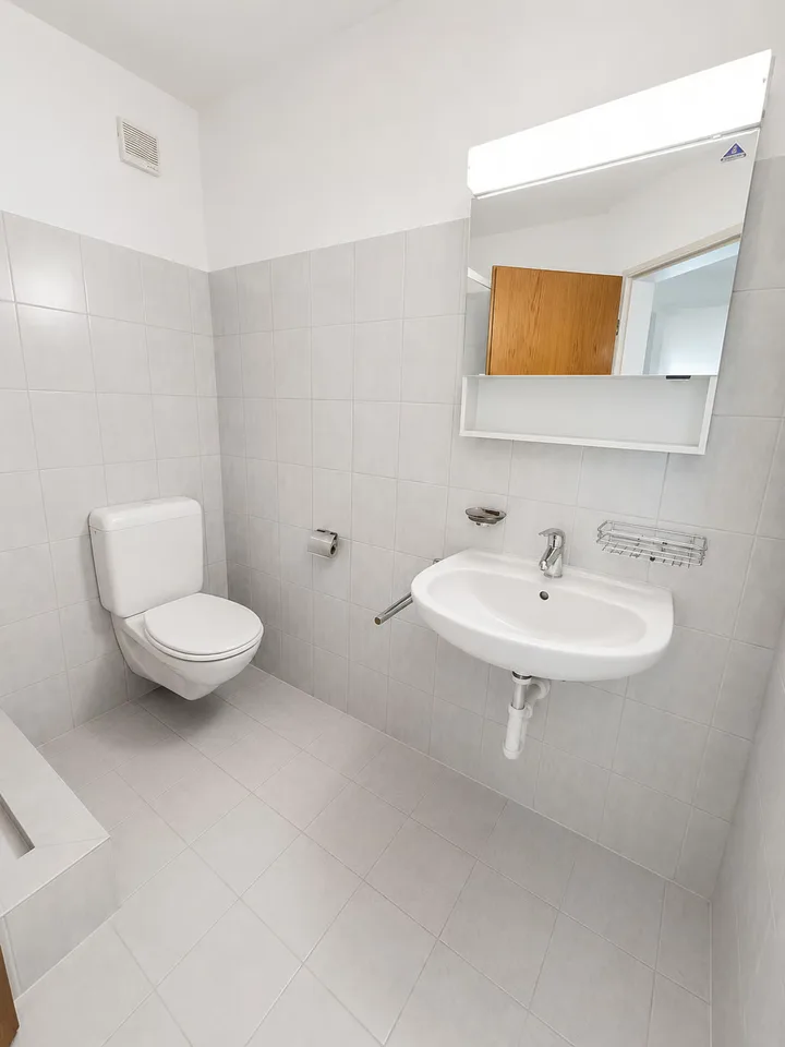 Geräumige 5.5-Zimmer-Wohnung mit Balkon