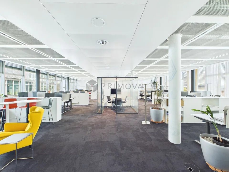 Repräsentative Bürofläche an bester Lage in Zürich-Oerlikon – Foto 7 von 12