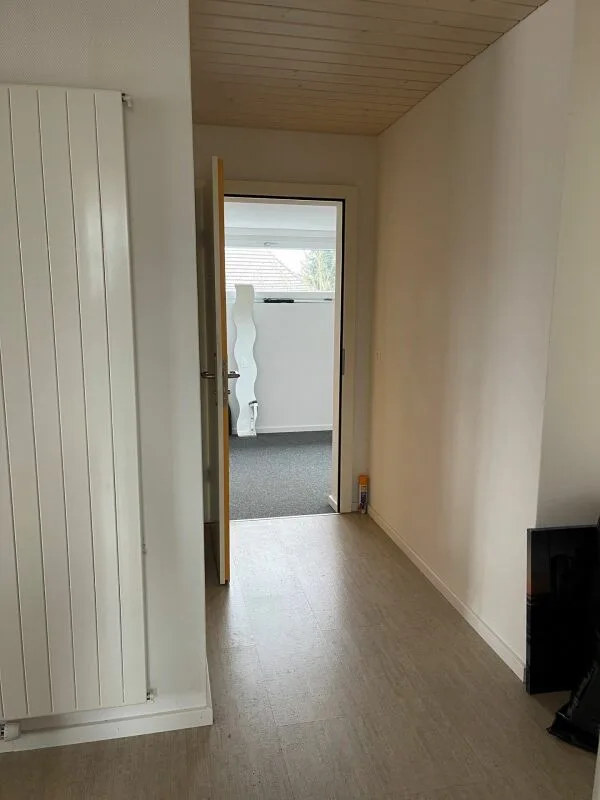 3.5 Zi helle Dach Wohnung