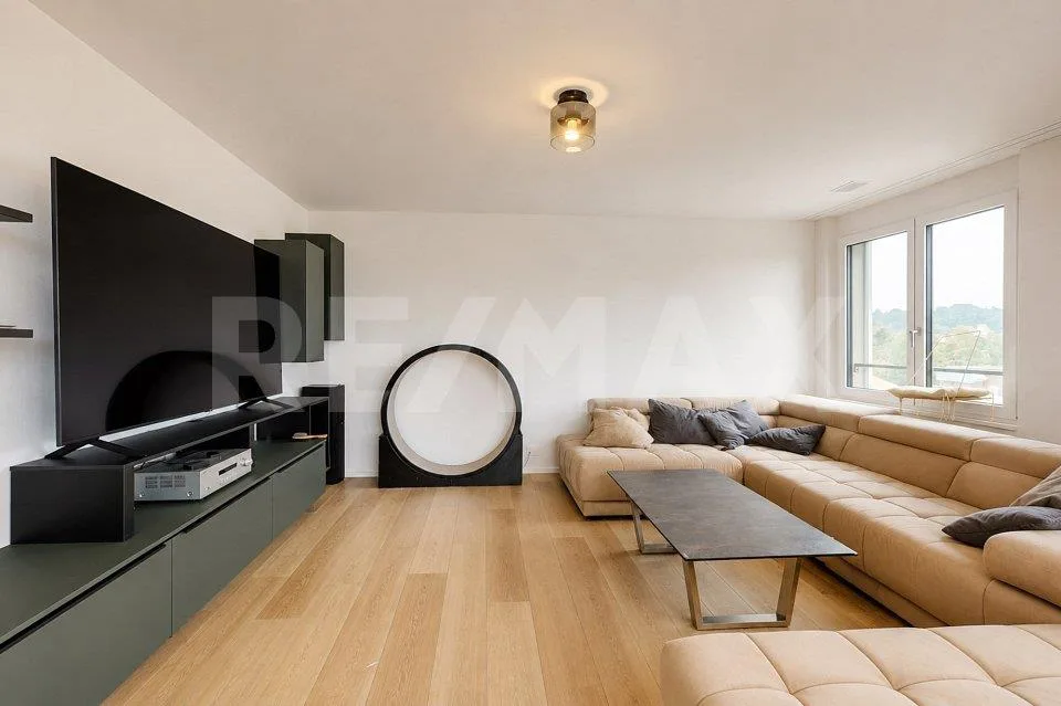 Elegante attico con due terrazze – foto 4 di 11
