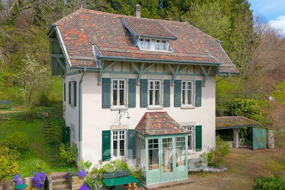 Charmantes Haus, besonders ruhige Lage – Foto 2 von 13