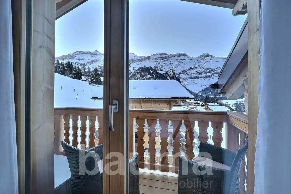 Chalet with two apartments – photo 12 of 13