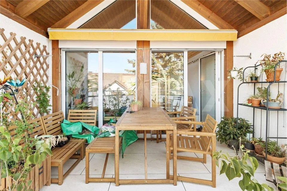 Grosszügige 4½-Zimmer Dachwohnung Licht, Weitsicht und Stil – Foto 8 von 13