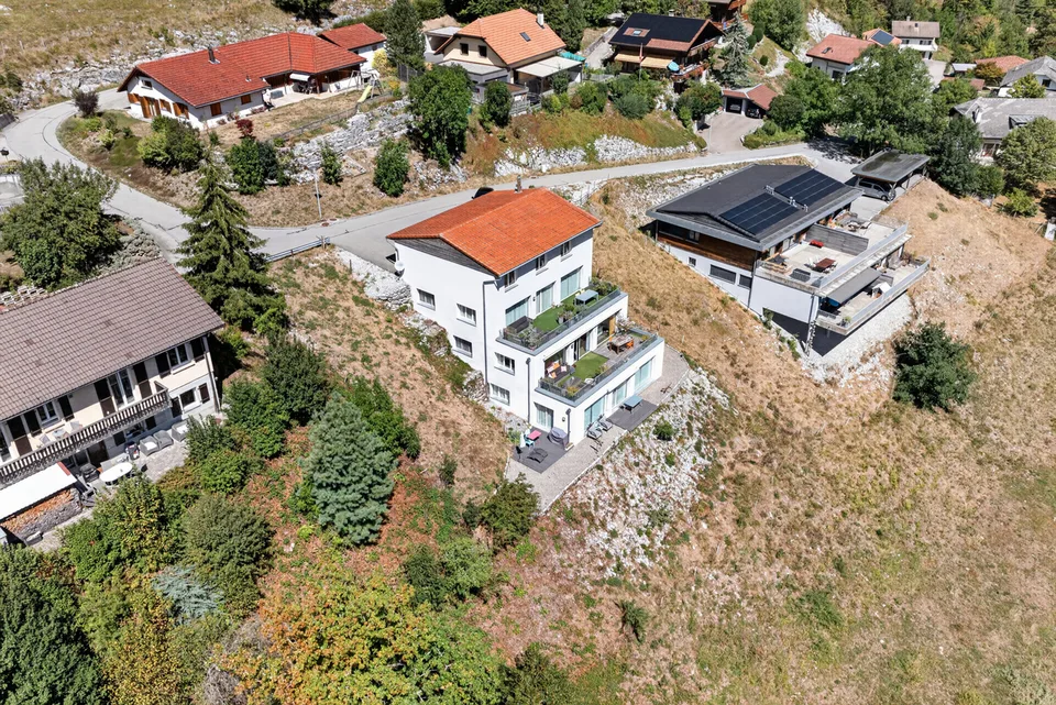 Incantevole appartamento di 4 stanze con vista panoramica sui Vanils – foto 10 di 10