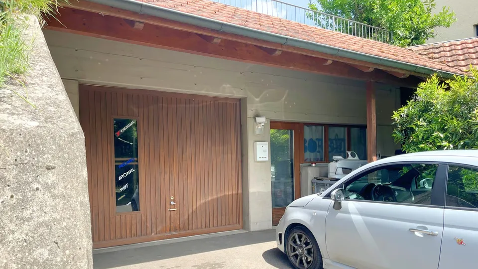 Casa a schiera angolare con spazio commerciale - Vivere e lavorare sotto lo stesso tetto – foto 9 di 12